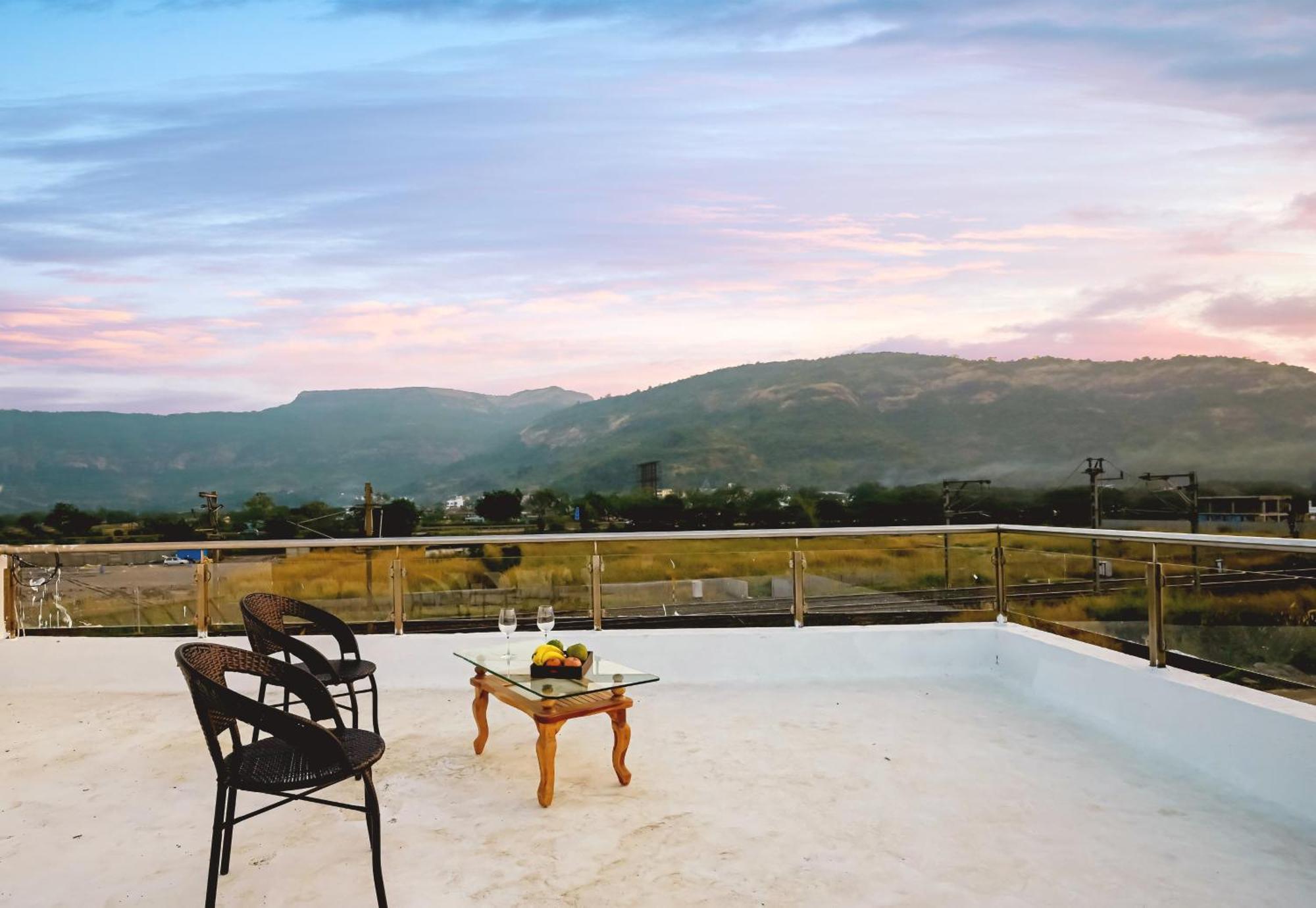 Ll Empyrean Stays II 6Bhk Big Daddy Villa II Private Pool II Ac II View Ll Lonavala Bagian luar foto